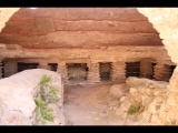 00948 ostia - regio ii - insula iv - terme di nettuno (ii,iv,2) - raum 9 - caldarium - becken westseite - hypocaustum - bli ri osten - 06-2022.jpg